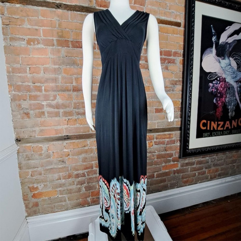 Soma Knit Maxi Dress Black Aztec Print at Hem Sleeveless Comfortable Size S